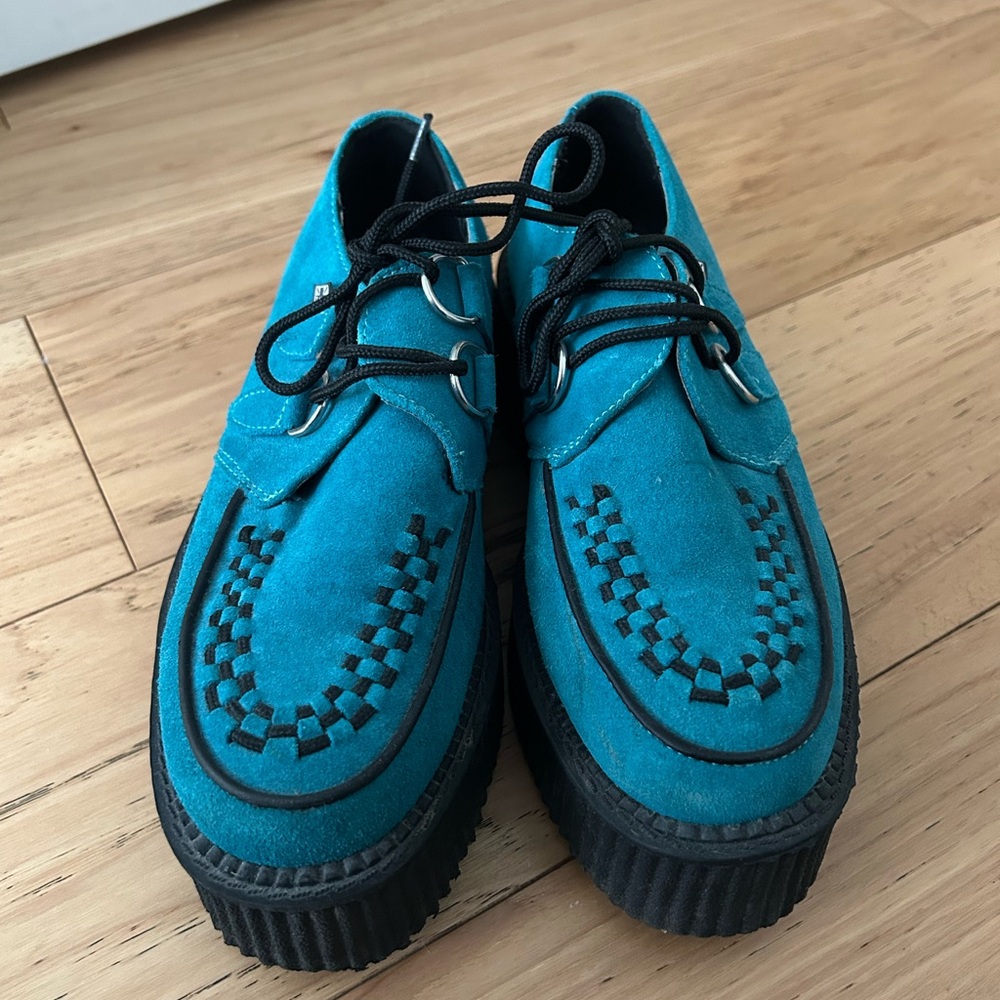 T.U.K suede leather creeper shoes